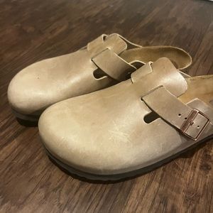 Size Women’s 11, Barely worn